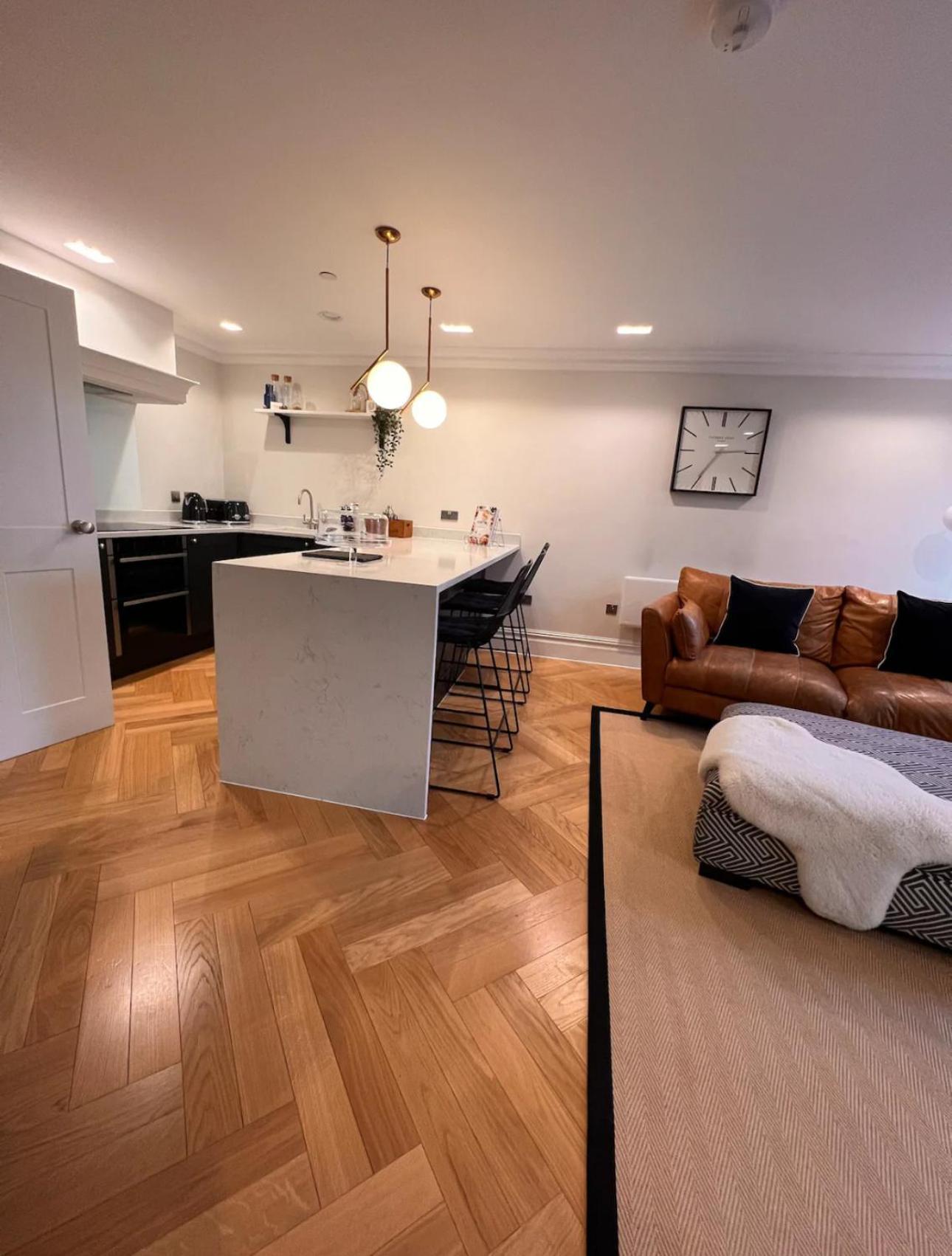 The Bank Apartment Cardiff Luaran gambar
