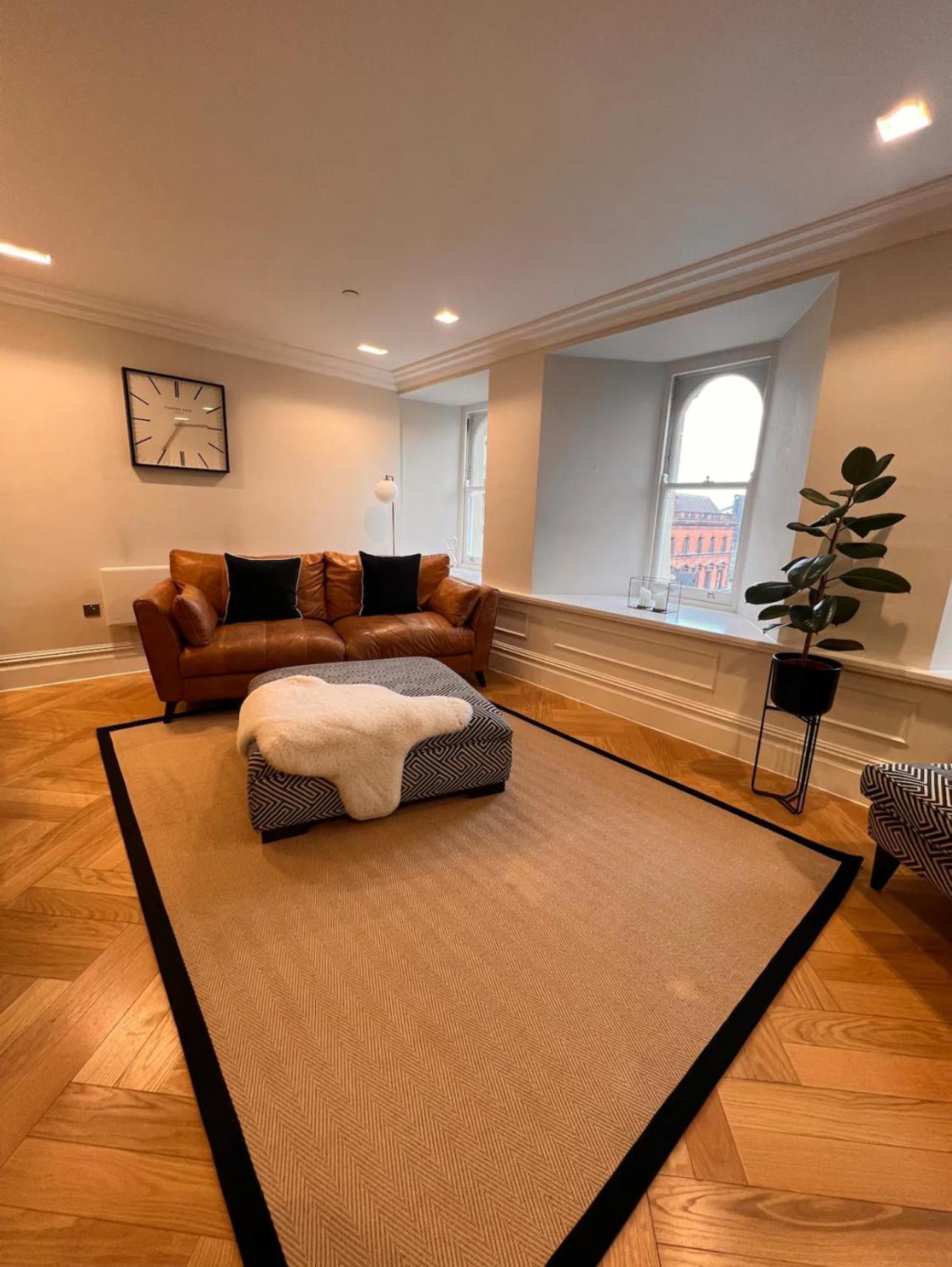 The Bank Apartment Cardiff Luaran gambar