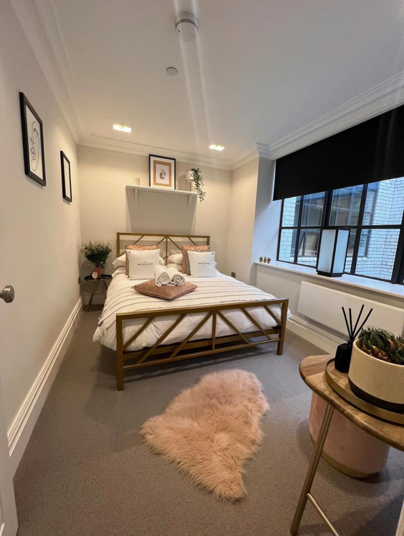 The Bank Apartment Cardiff Luaran gambar